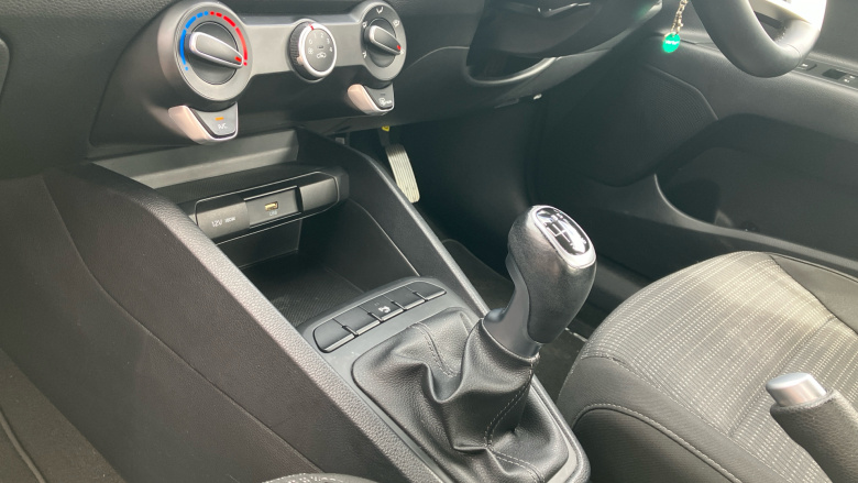 Kia Stonic 1.0T GDi 99 2 5dr Petrol Estate